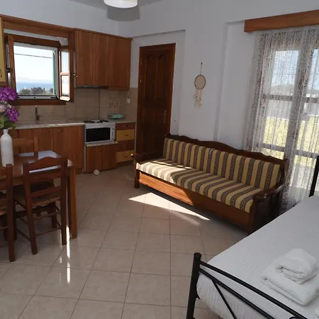 Fotis Naxos Апартаменты
